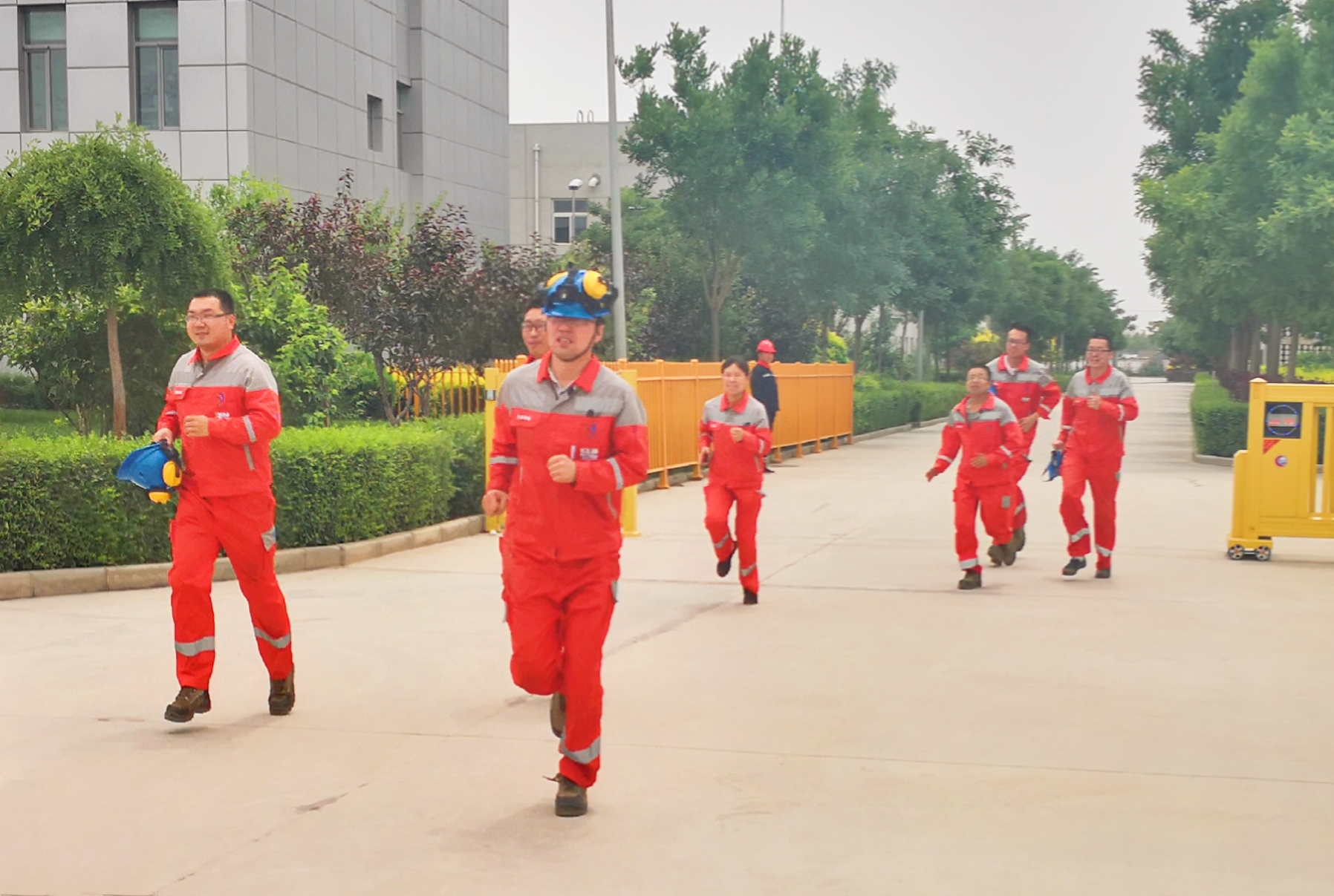 Fire emergency response and evacuation drill in East Thermal Power